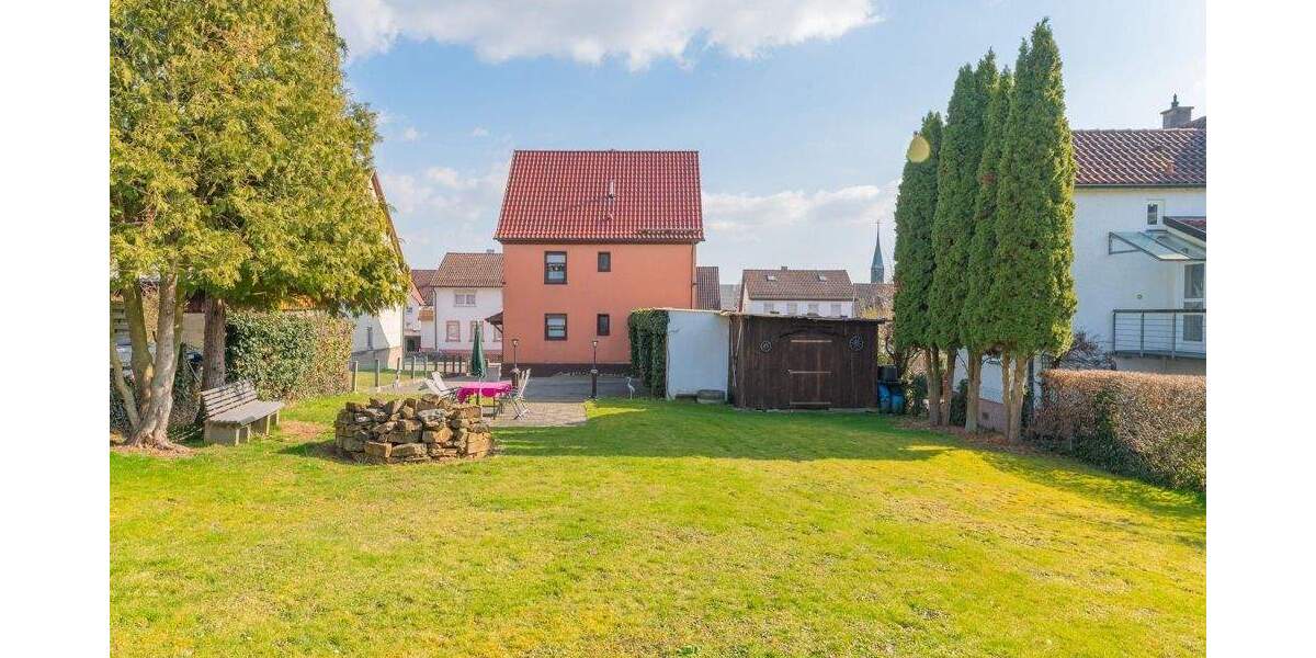Mehrfamilienhaus, Wohnhaus Rechberghausen - 7 Zimmer, 151 m&sup2;, 550.000&euro; | Angebot:25796267