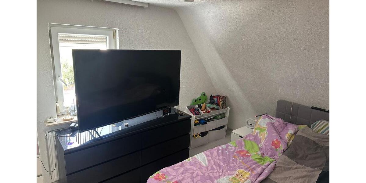 Dachgeschoßwohnung Wendlingen am Neckar - 3 Zimmer, 68 m&sup2;, 900&euro; | Angebot:25945532