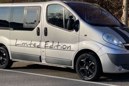 Opel Vivaro 156.000 km 8.900 &euro; Fellbach 70736