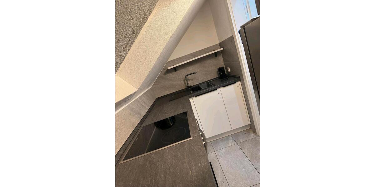 Dachgeschoßwohnung Remshalden - 3 Zimmer, 70 m&sup2;, 850&euro; | Angebot:25064648