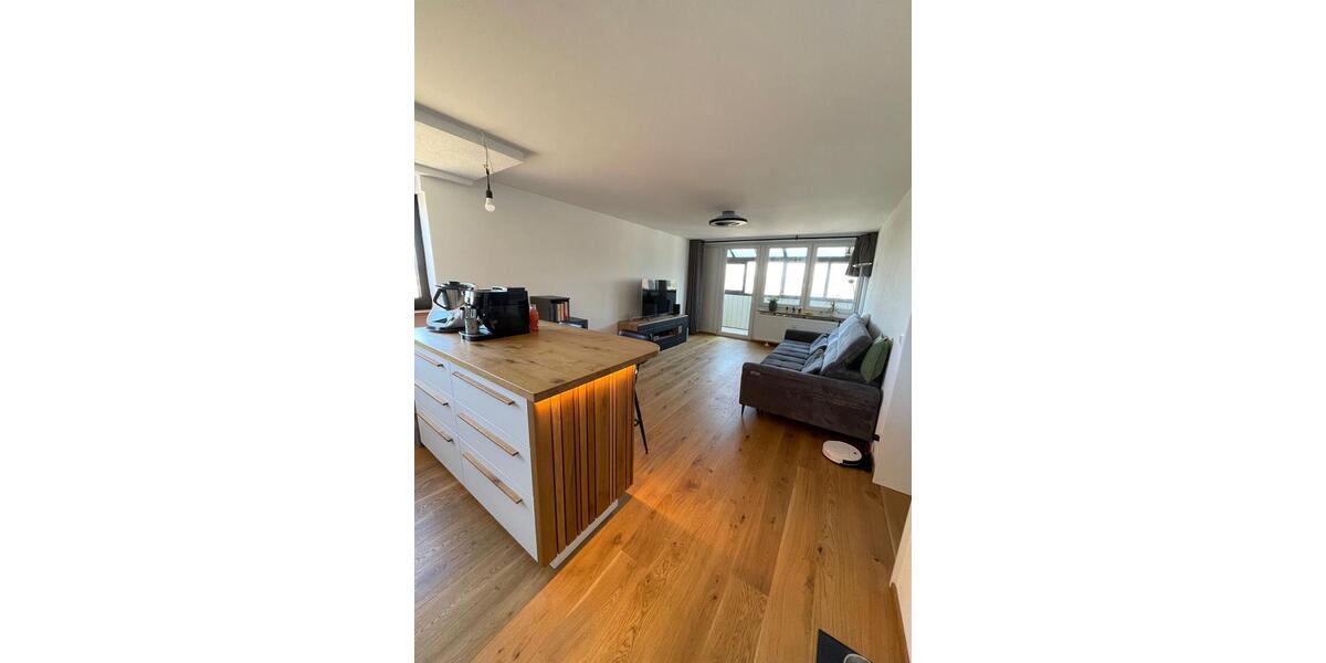 Etagenwohnung Winnenden - 3.5 Zimmer, 90 m&sup2;, 1.670&euro; | Angebot:26022434