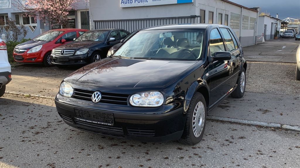 VW Golf 218.000 km 1.100 &euro; Fellbach-Stuttgart 70736