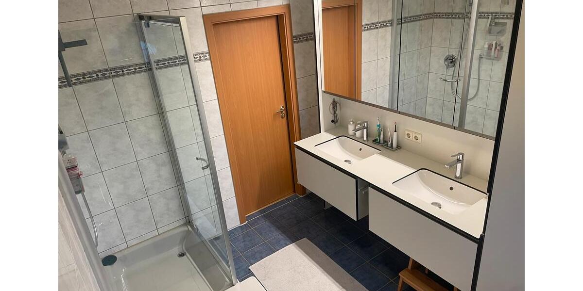 Dachgeschoßwohnung Donzdorf - 4.5 Zimmer, 125 m&sup2;, 1.350&euro; | Angebot:25415767