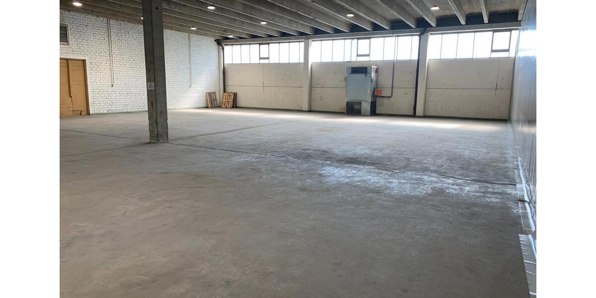 Gewerbeobjekt Göppingen Bruckwasen - 2.835&euro; | Angebot:24489796