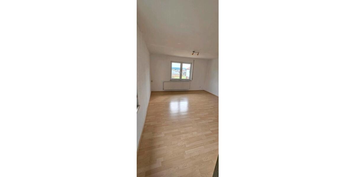 Etagenwohnung Bartholomä - 5 Zimmer, 115 m&sup2;, 860&euro; | Angebot:25953920
