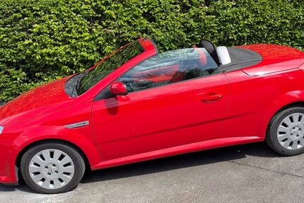 Opel Tigra 90.000 km 2.990 &euro; Oberboihingen 72644