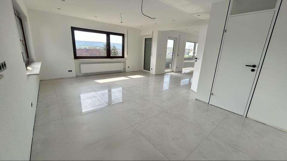 Erdgeschoßwohnung Weissach im Tal - 5 Zimmer, 132 m&sup2;, 1.630&euro; | Angebot:26020895