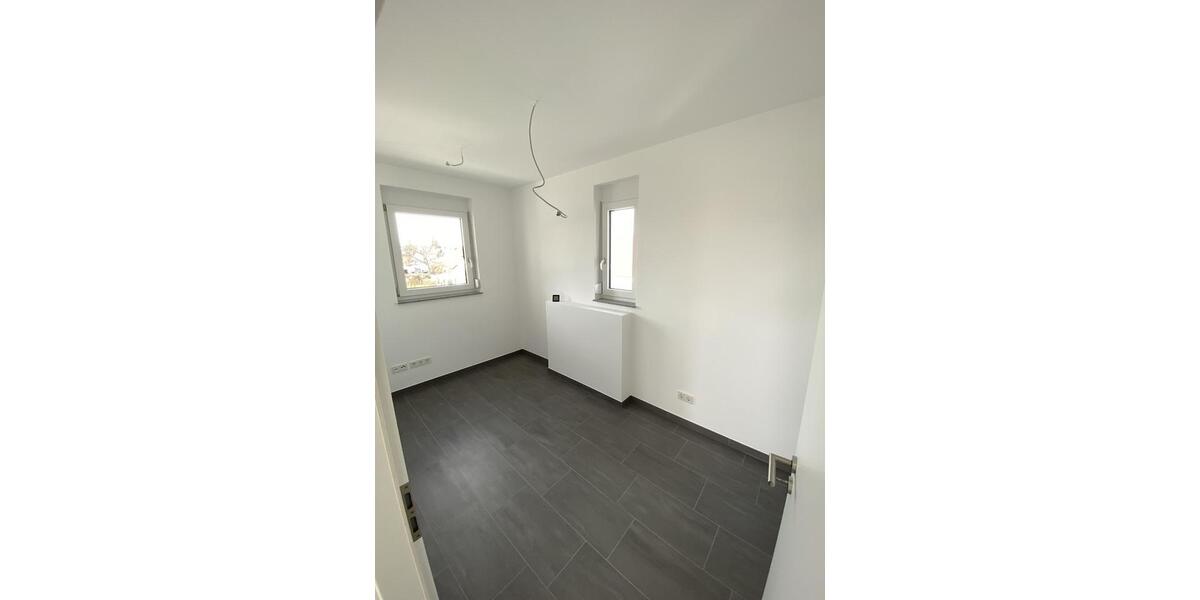 Einfamilienhaus Täferrot - 5 Zimmer, 136 m&sup2;, 1.350&euro; | Angebot:25862032