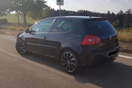 VW Golf 280.000 km 3.000 &euro; Eislingen 79054