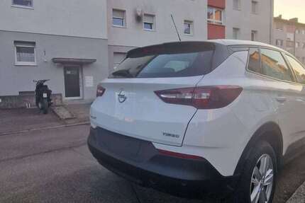 Opel Grandland X 106.242 km 13.500 &euro; Salach 73084