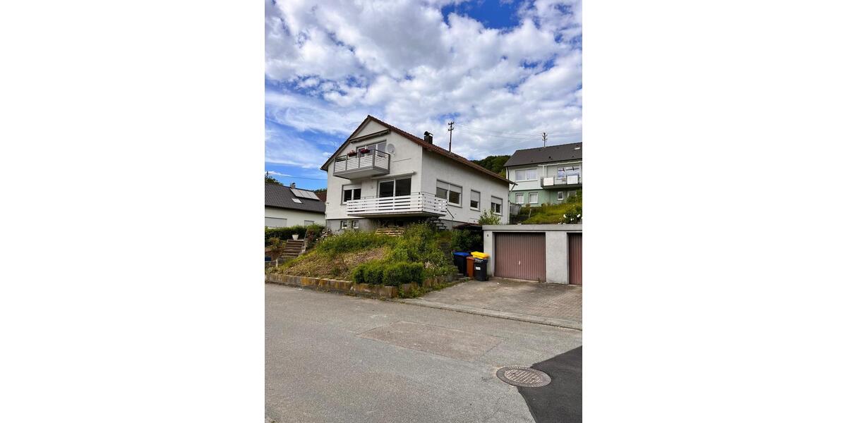 Erdgeschoßwohnung Lenningen - 3.5 Zimmer, 85 m&sup2;, 1.200&euro; | Angebot:24225092