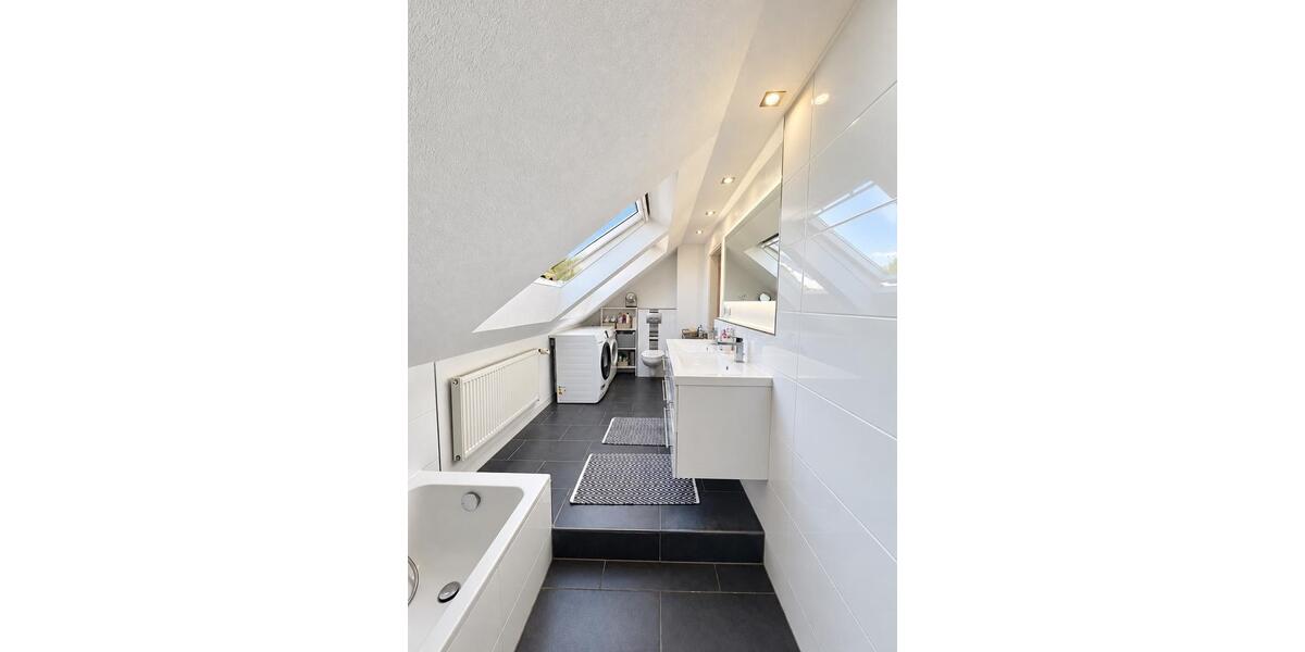 Doppelhaushälfte Schwaikheim - 8 Zimmer, 160 m&sup2;, 669.000&euro; | Angebot:27598082