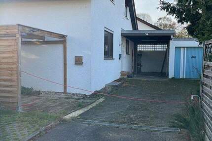 Haus Hattenhofen - 8 Zimmer, 245 m&sup2;, 549.000&euro; | Angebot:25654276