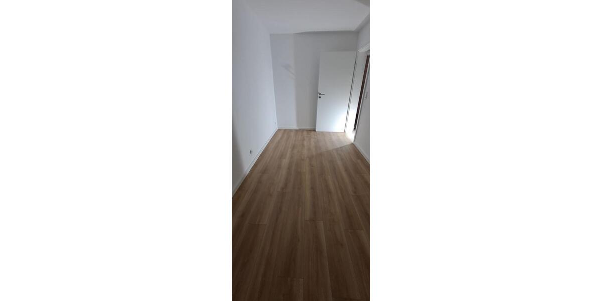 Etagenwohnung Süßen - 3 Zimmer, 67 m&sup2;, 900&euro; | Angebot:24936970