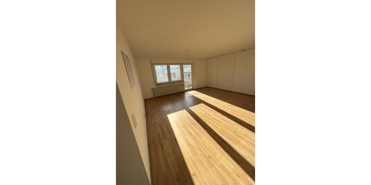 Etagenwohnung Esslingen am Neckar Oberesslingen - 6 Zimmer, 158 m&sup2;, 1.940&euro; | Angebot:25382946