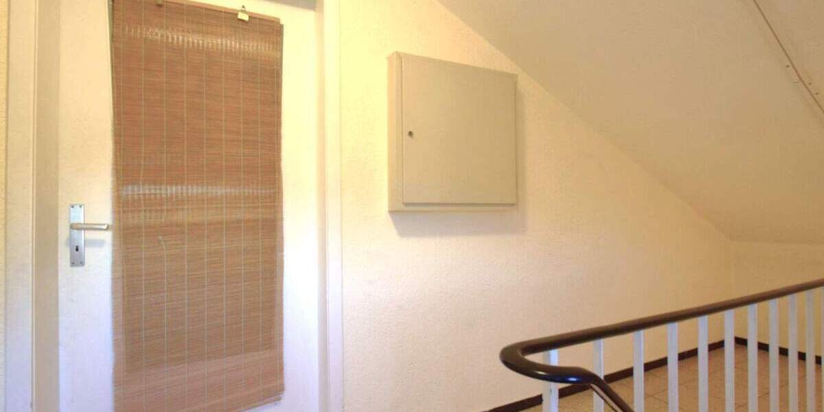 Einfamilienhaus Göppingen Bezgenriet - 6 Zimmer, 132 m&sup2;, 393.900&euro; | Angebot:25672855