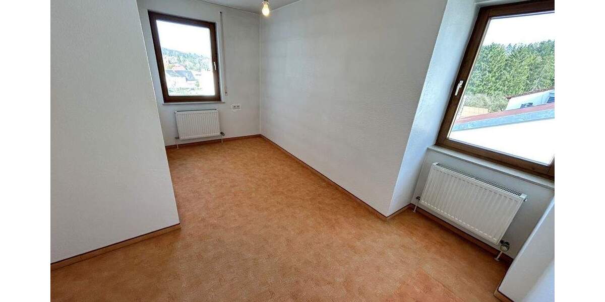 Etagenwohnung Albershausen - 3 Zimmer, 76 m&sup2;, 245.000&euro; | Angebot:25773057