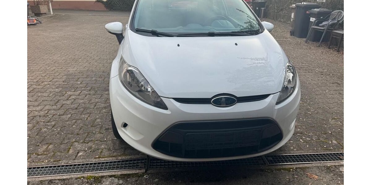 Ford Fiesta 141.000 km 2.900 &euro; Nürtingen 72622