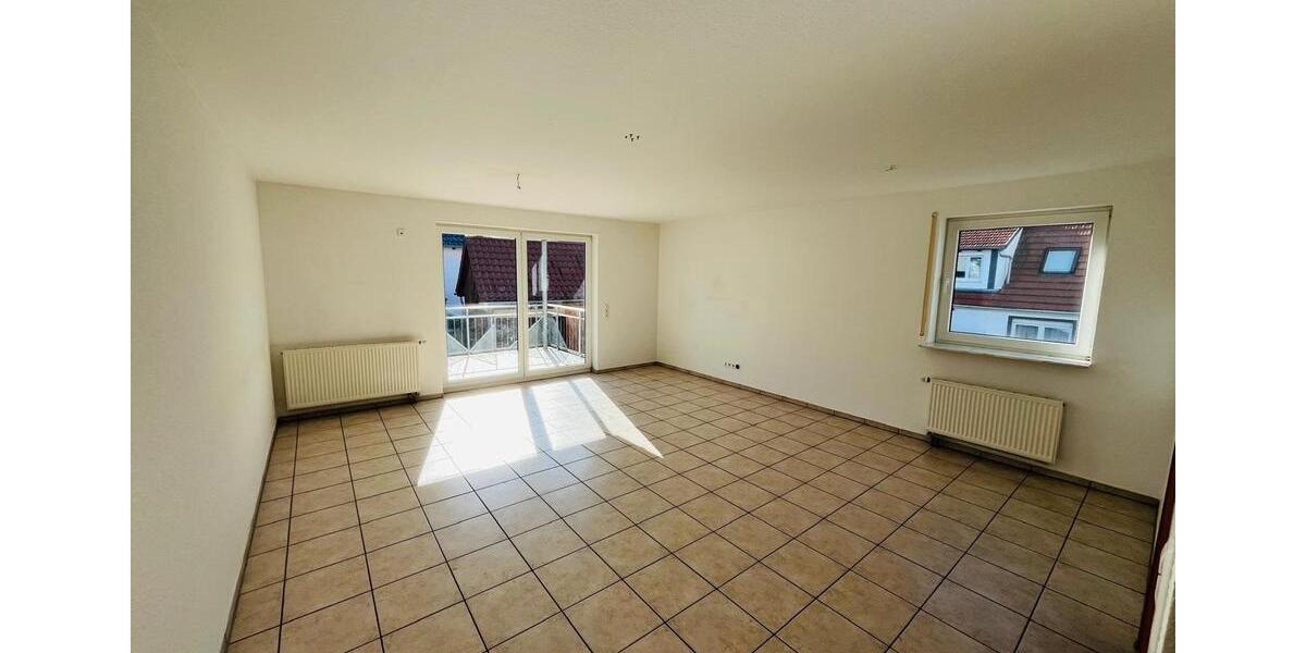 Etagenwohnung Bissingen an der Teck - 4 Zimmer, 99 m&sup2;, 1.060&euro; | Angebot:24817765