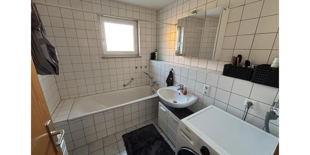 Hochparterre Göppingen Bruckwasen - 2.5 Zimmer, 62 m&sup2;, 239.000&euro; | Angebot:26692579