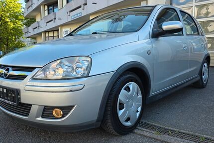 Opel Corsa 69.069 km 1.999 &euro; Fellbach 70736
