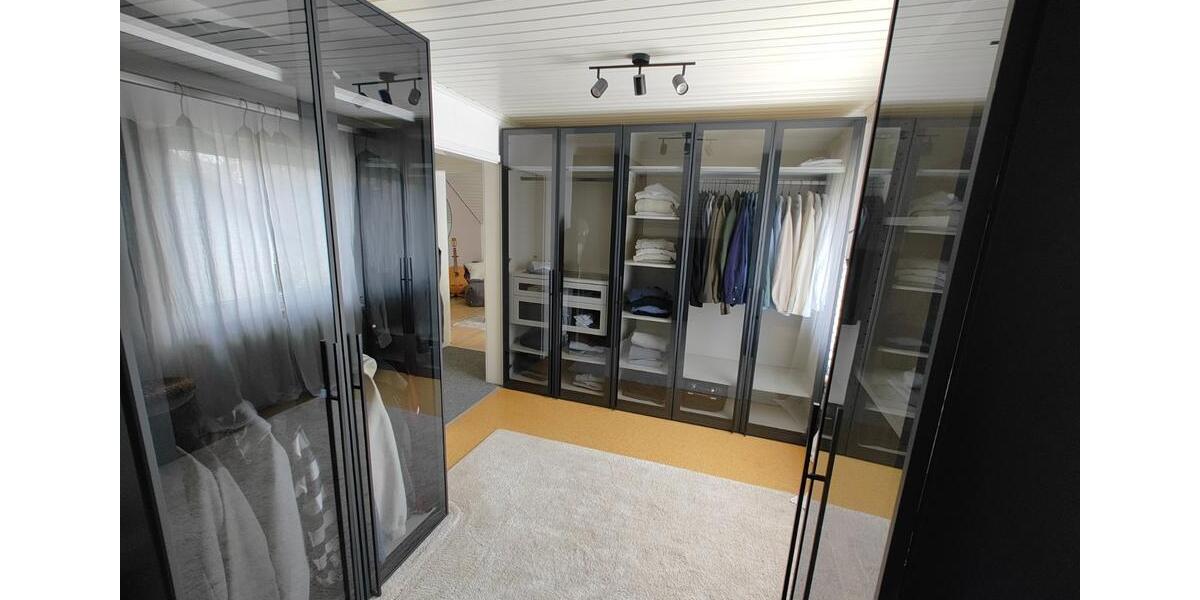 Dachgeschoßwohnung Göppingen Bruckwasen - 4.5 Zimmer, 82 m&sup2;, 800&euro; | Angebot:25636810