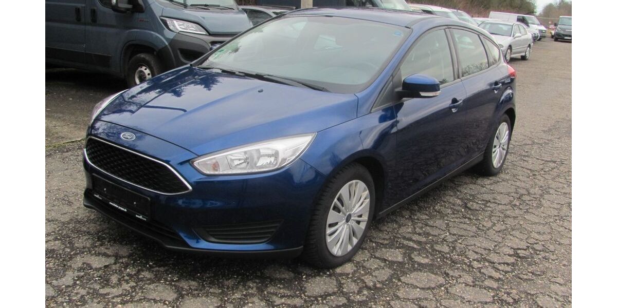 Ford Focus 131.900 km 4.590 &euro; Kirchheim unter Teck 73230