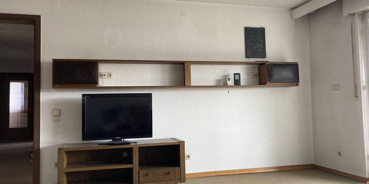 Mehrfamilienhaus, Wohnhaus Erkenbrechtsweiler - 7 Zimmer, 195 m&sup2;, 447.000&euro; | Angebot:26034280