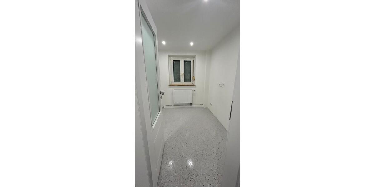 Etagenwohnung Dettingen unter Teck - 3 Zimmer, 60 m&sup2;, 1.180&euro; | Angebot:26671477