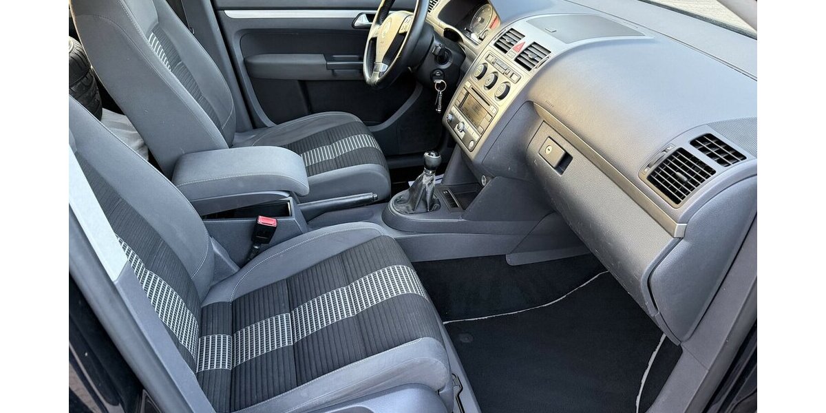 VW Touran 2.0 TDI BM United *Navi,7 Sitzer,18´´Alu* 342.000 km 3.350 &euro; Schorndorf 73614