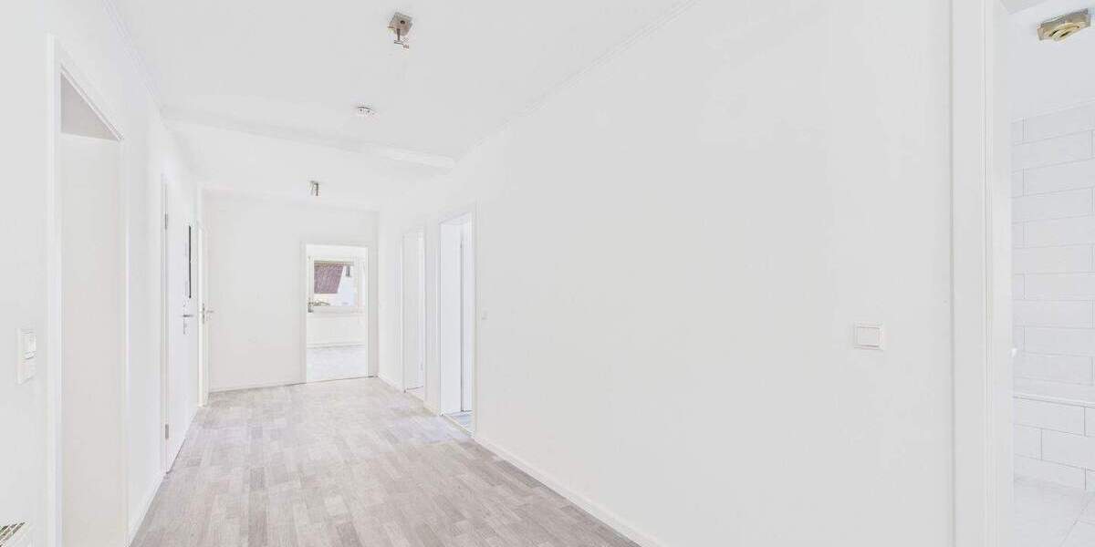 Etagenwohnung Uhingen Nassach - 4 Zimmer, 104 m&sup2;, 379.000&euro; | Angebot:25716466