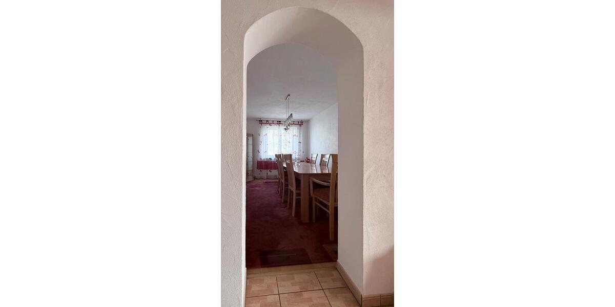 Erdgeschoßwohnung Göppingen - 4 Zimmer, 89 m&sup2;, 299.000&euro; | Angebot:26321127