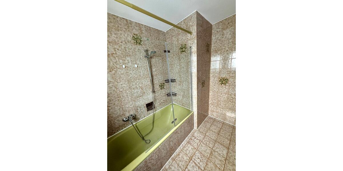 Einfamilienhaus Heuchlingen - 7.5 Zimmer, 197 m&sup2;, 540.000&euro; | Angebot:25637085