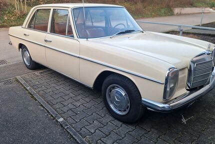 Mercedes-Benz 220 22.000 km 10.900 &euro; Kuchen 73329