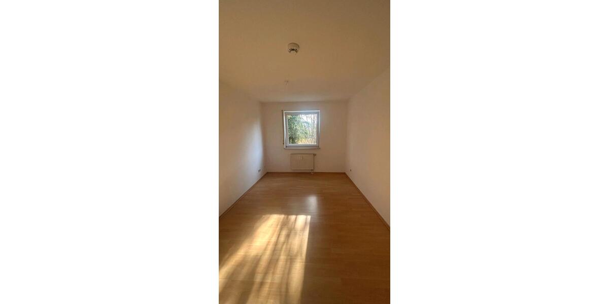 Etagenwohnung Weilheim an der Teck - 3 Zimmer, 75 m&sup2;, 1.300&euro; | Angebot:25958375