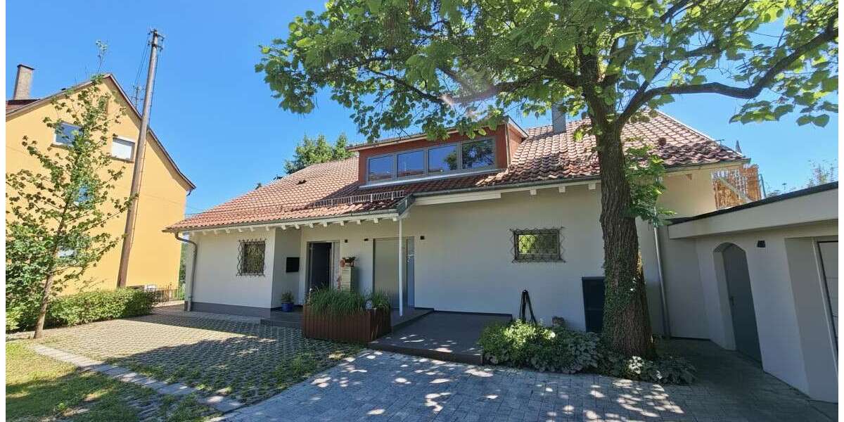 Etagenwohnung Esslingen am Neckar / Liebersbronn Liebersbronn - 4.5 Zimmer, 151 m&sup2;, 2.200&euro; | Angebot:26920608