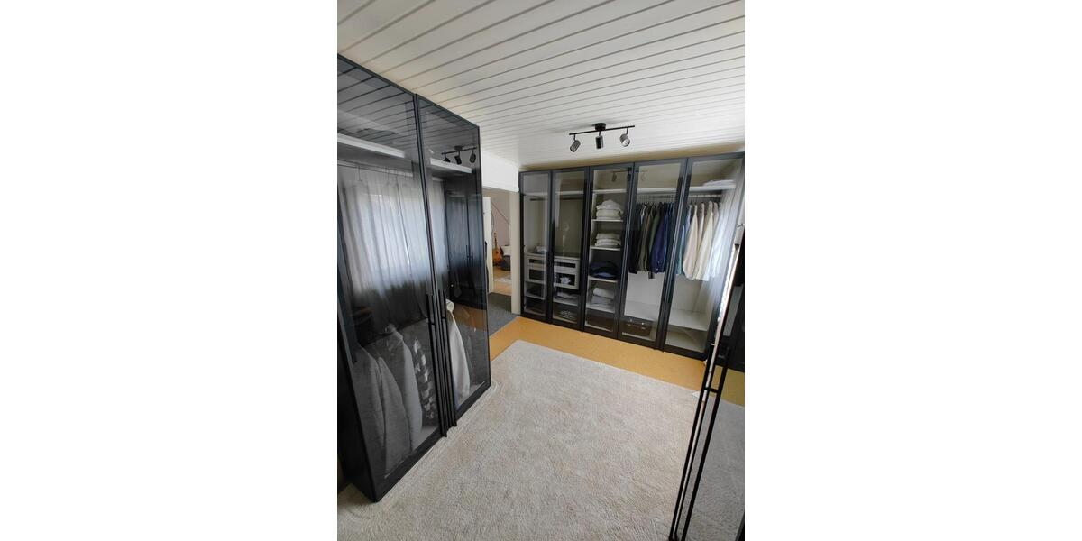 Dachgeschoßwohnung Göppingen Bruckwasen - 4.5 Zimmer, 82 m&sup2;, 800&euro; | Angebot:25636810