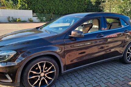 Mercedes-Benz GLA 220 154.500 km 16.500 &euro; Schorndorf 73614