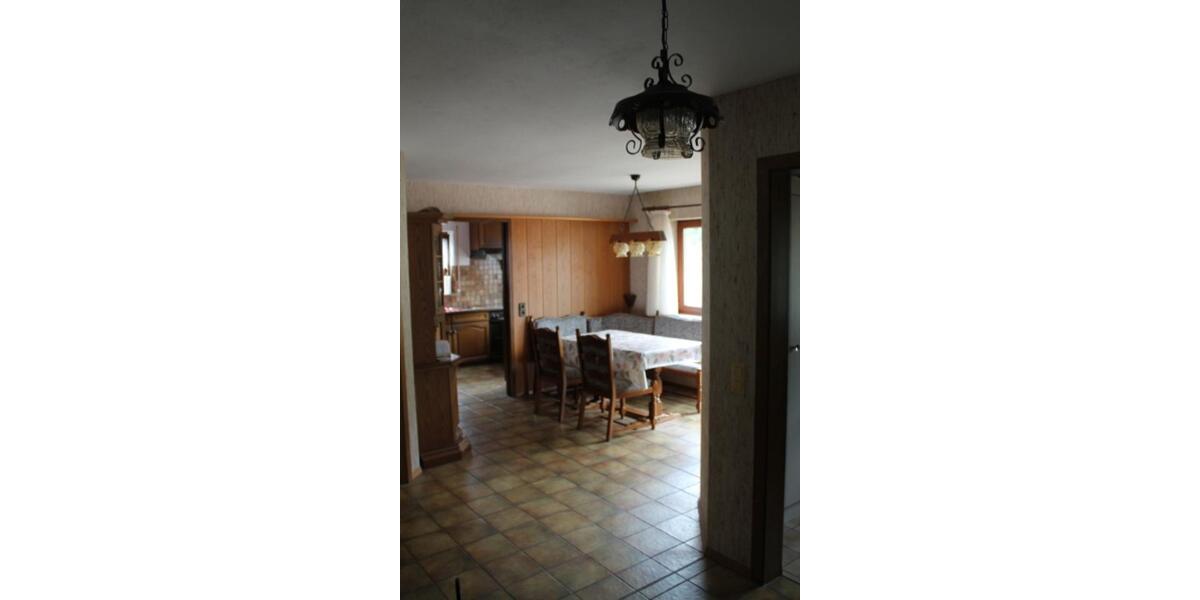 Einfamilienhaus Wiesensteig - 10.5 Zimmer, 180 m&sup2;, 490.000&euro; | Angebot:24638352