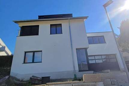 Haus Weilheim an der Teck - 7 Zimmer, 243 m&sup2;, 970.000&euro; | Angebot:25158966