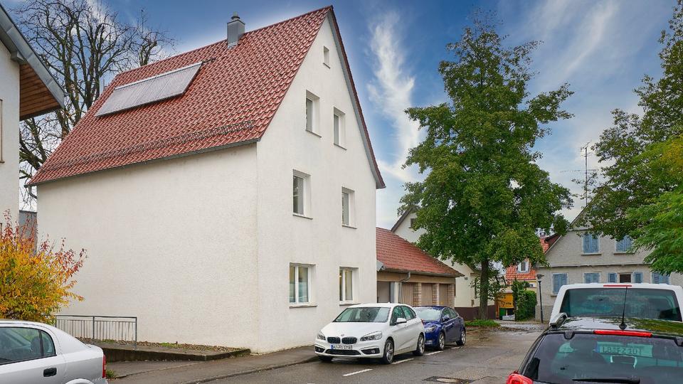 Dachgeschoßwohnung Leutenbach - 2.5 Zimmer, 68 m&sup2;, 1.080&euro; | Angebot:25792721