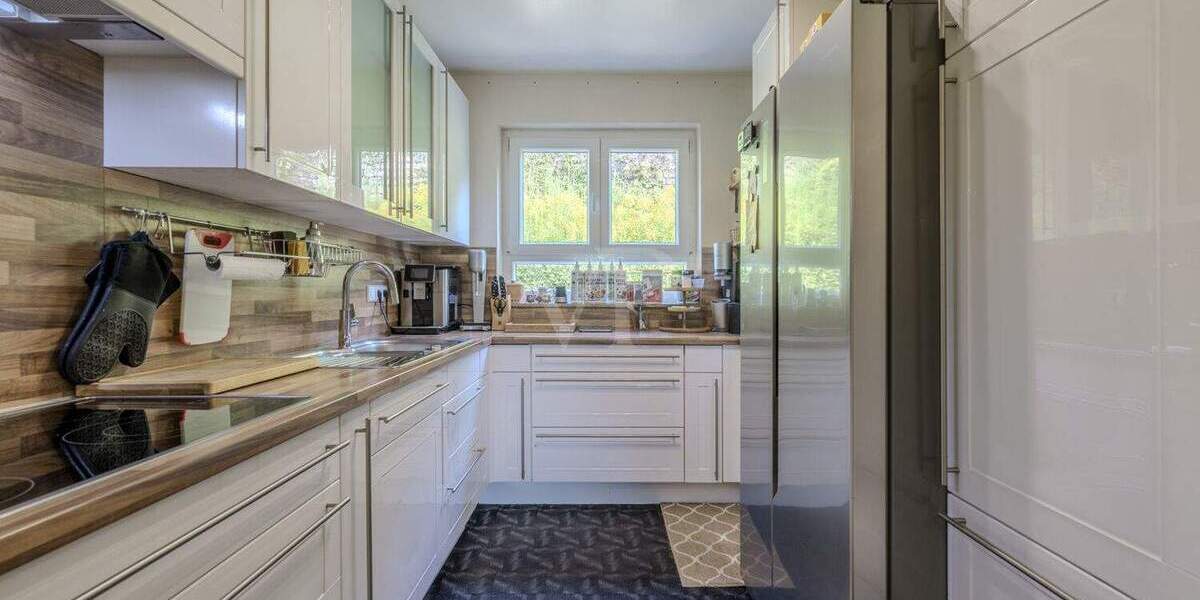 Etagenwohnung Esslingen am Neckar Stadtmitte - 4 Zimmer, 107 m&sup2;, 355.000&euro; | Angebot:25688088