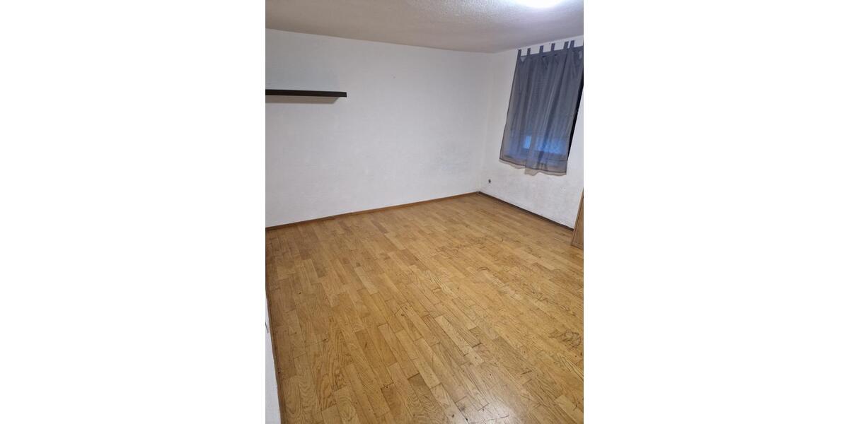 Etagenwohnung Amstetten - 1 Zimmer, 30 m&sup2;, 450&euro; | Angebot:25403668