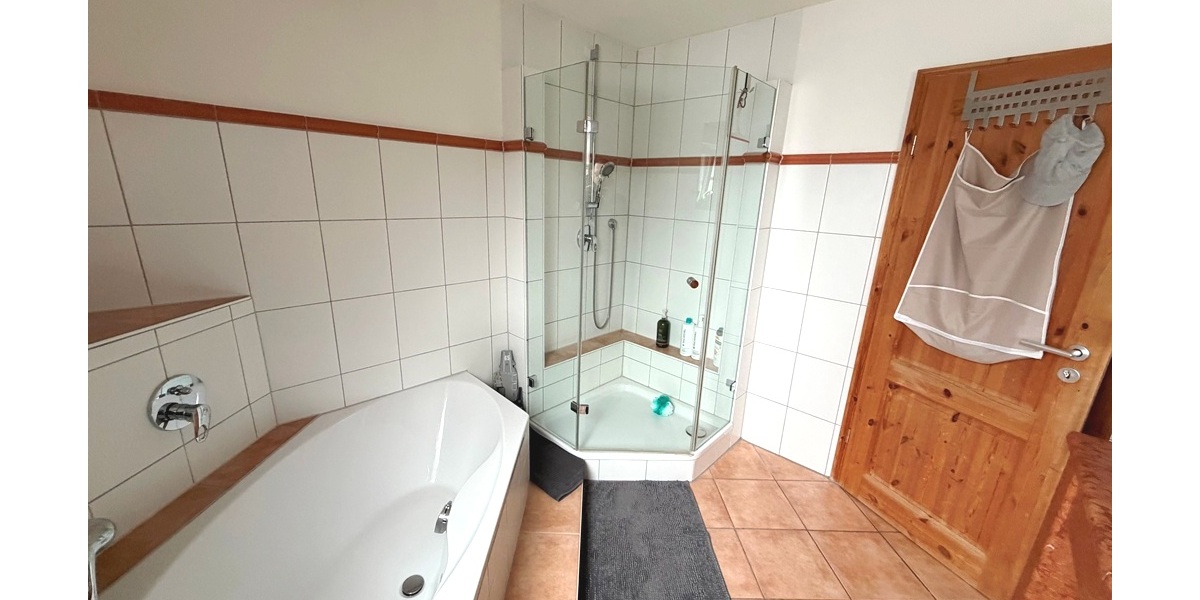 Ihr nächstes Erfolgsprojekt: Dreifamilienhaus mit Gewerbe & großem Bauland - Gewerbeobjekt Althütte Althütte | Angebot:26442715