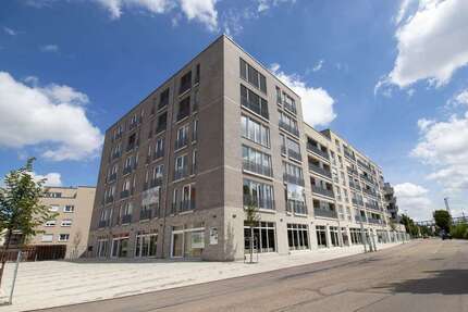 Wohnung Schorndorf - 2 Zimmer, 83 m&sup2;, 1.150&euro; | Angebot:24876599