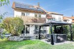 Provisionsfrei* Moderne, großzügige Doppelhaushälfte mit Einliegerwohnung, Garten, Carport, Solaranlage, Sauna & Jacuzzi, bezugsfrei - Doppelhaushälfte Uhingen | Angebot:27685704