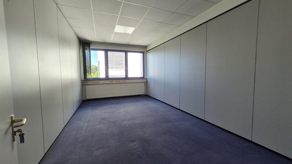 Gewerbeobjekt Esslingen am Neckar Pliensauvorstadt - 1.326&euro; | Angebot:20051890