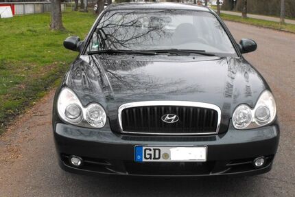 Hyundai SONATA 131.100 km 2.400 &euro; Schwäbisch Gmünd 73527