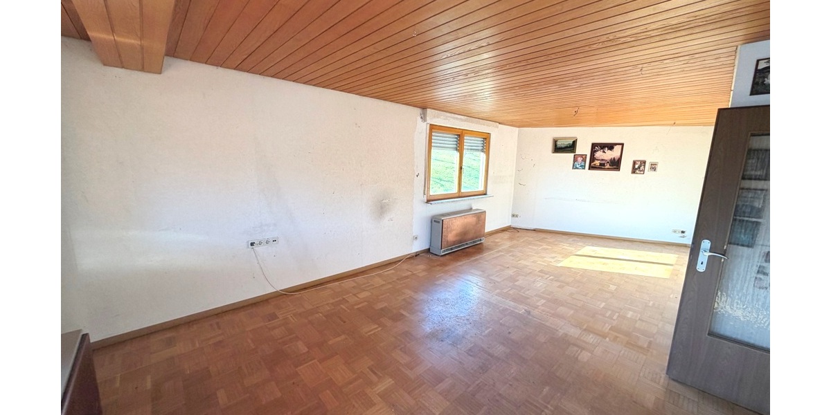 Ihr Projekt mit Zukunft: Zweifamilienhaus auf 648 m² Grundstück in Albershausen - Zweifamilienhaus Albershausen | Angebot:25920441