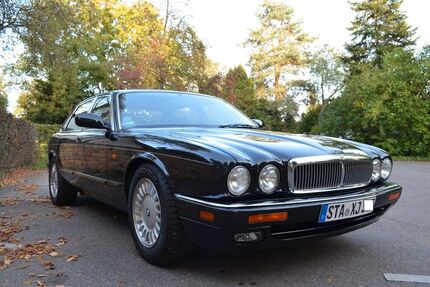 Jaguar XJ 102.000 km 14.200 &euro; Heiningen 73092